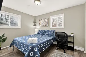 Charming Retreat Near Royal Oak | Sleeps 4-5 - Image 2