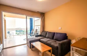 Panoramic Pool & Hills View Apartment with Parking - Image 5