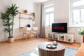 • Stylish Apartment • Balcony/Netflix/Trade Show - Image 2