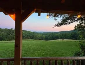 Hannah's Hideaway - Image 3