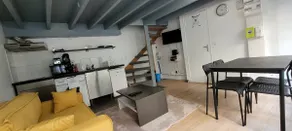 Quiet & Comfortable Duplex - Private Patio - Image 4