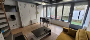 Quiet & Comfortable Duplex - Private Patio - Image 3