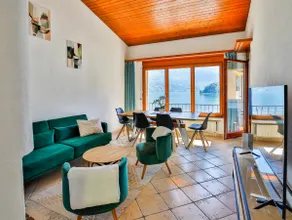 Lakefront veranda - Image 3