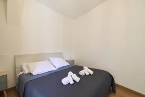 Two-room apartment with terrace and parking space - Image 2