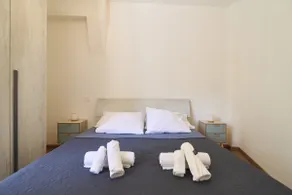 Two-room apartment with terrace and parking space - Image 4