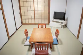 Excellent access to Fushimi Inari Taisha Shrine! There are lots of delicious restaurants nearby! - Image 2