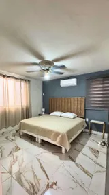 Two-bedroom apartment with covered parking - Image 2