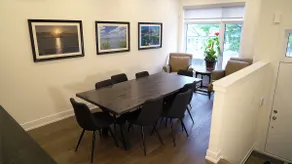 Luxury Executive Toronto Suite - Image 4