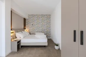 Lumia Living - Standard Apartment, Garden View - Image 2