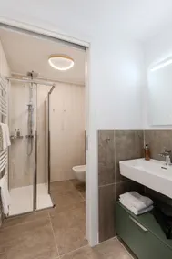 Lumia Living - Standard Apartment, Garden View - Image 3