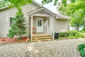 Beautiful Waterfront 2BR with Firepit! - Image 5