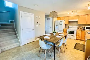 Spacious 5-Bedroom House - Steps from Expo - Image 3