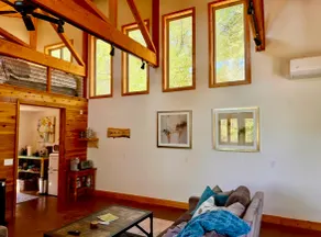 Rustic Studio Getaway - Pet Friendly - Image 4
