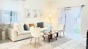 3BR | Spacious | Entire House | Close to all Parks - Image 3
