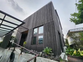 Enoden and Yuigahama Beach!Spacious living room - Image 5
