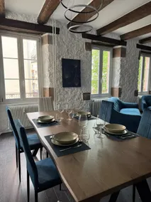 Three-bedroom apartment in the historic heart – Ideal for business & tourism - Image 4