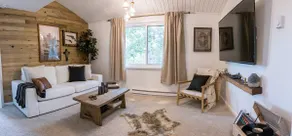 Luxury Chalet | Views, Hot Tub & Putting Green - Image 4