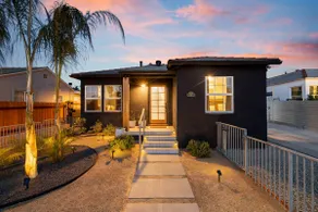 KING bed oasis | GAME ROOM | Pool | family Hangout - Image 3