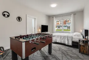 Foosball/Firepit/Fenced Yard/4 Min to Hendo/4 Beds - Image 4