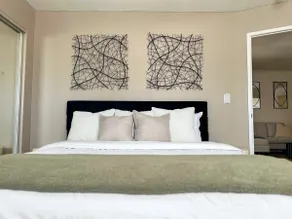 Gated 2BR King Bed - Full Kitchen - Image 5