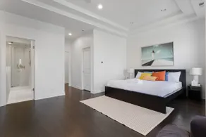 Modern 4 Bed, 3.5 Bath Home | Near Sox & McCormick - Image 4