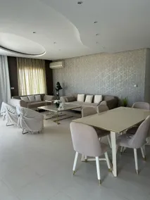 Luxurious villa with sea view - Image 3