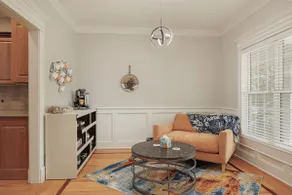 Cozy Colors Hideaway - Image 3
