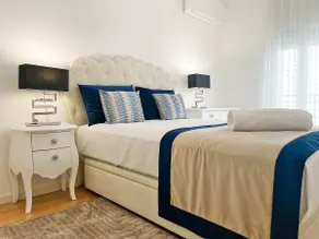 Prestige Lisbon Entire 3 Bedroom Luxury Apartment - Image 4