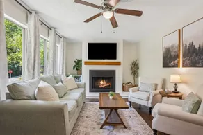 Outlet Mall+Great Dining+Family Friendly+Cozy Home - Image 2