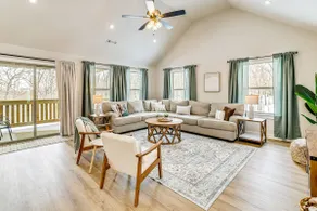 Spacious & Stylish! 2mi to Oz Bike Park! Game Room - Image 4
