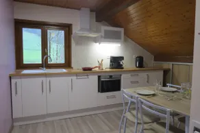 Apartment in a house - Image 2