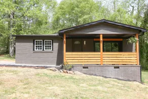 2 Bedroom Cottage Stay-Away - Image 2