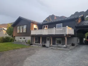 Stranda Apartment - Image 2