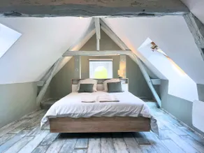 Exceptional house on the Hunaudières straight line - Image 5
