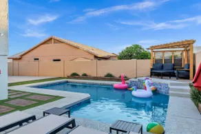 NEW! Luxe Vacation Retreat - heated pool, putting green - Image 2