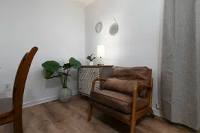 Spacious 3BR Getaway-3 King Beds - Image 5