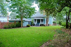 Pet friendly, king size bed, private cottage - Image 2