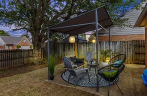 Stylish & Cozy~5 min to Landers CTR+ Fenced Yard! - Image 5