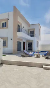 House with pool and hot tub, 7 minutes from the beach - Image 2