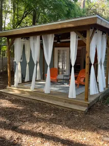 Duck Pond Retreat - Image 2