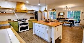 Forest Art House • Spacious • Hot tub • Firewood - Image 4