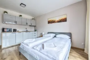 Waterlane Island Deluxe 5A by Grand Apartments - Image 5