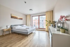 Waterlane Island Deluxe 5A by Grand Apartments - Image 4