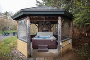 *Sleeps 16*Hottub*Sauna*Pet Friendly*7 Min to Ski* - Image 3