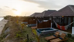 Cabin with Pool on the Caribbean Shore - Image 3