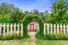 The Cottage: No cleaning fees! Access to trails! - Image 5