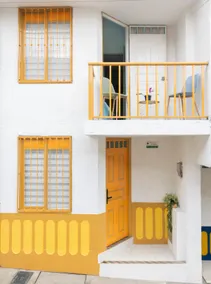 300mbps Wifi | Equipped kitchen | Ideal location - Image 2