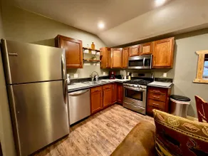 Cascade Falls 1 Bedroom - Image 3
