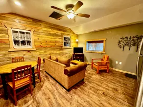 Cascade Falls 1 Bedroom - Image 2