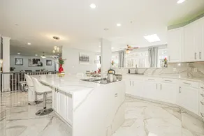 Luxury 4Brooms 4,5Baths Home &Free parking Near DC - Image 3